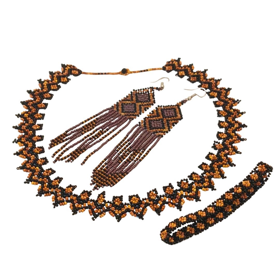 Kit colar, brincos e pulseira de Miçangas Arte Indígena | Waura | 1250