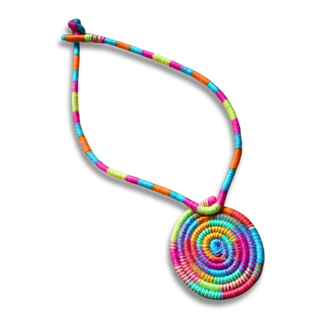 Colar Espiral Linhas | Arte Urbana