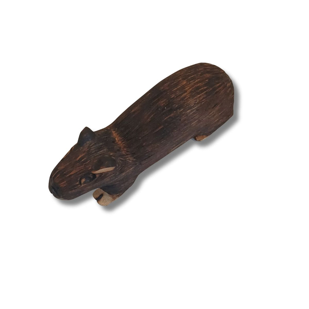 Capivara Entalhado em Madeira | Arte Indígena Autêntica