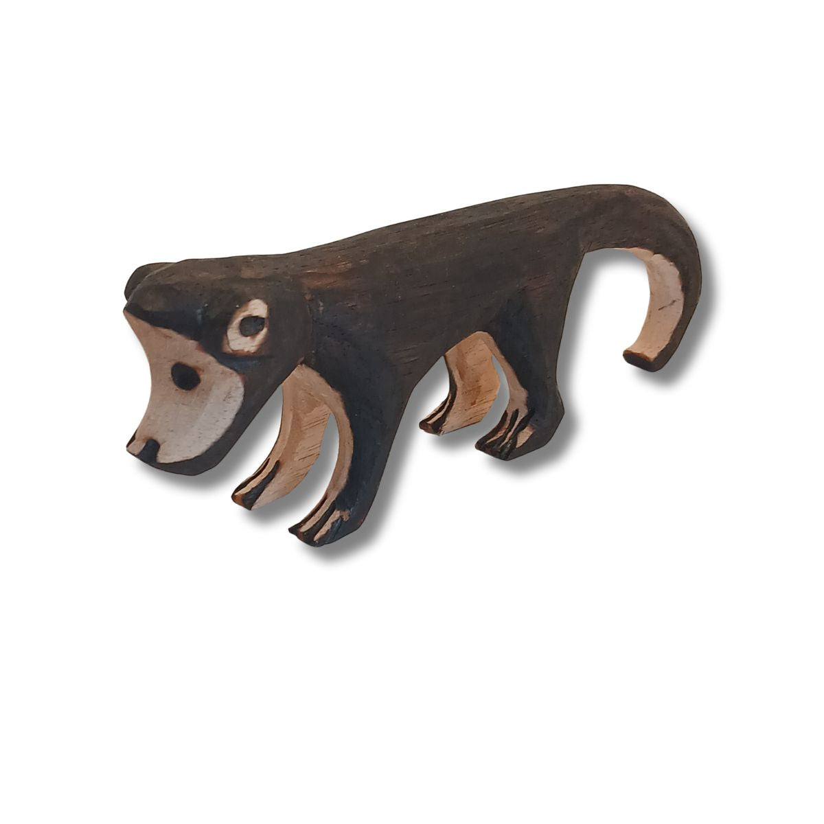 Macaco Entalhado em Madeira | Arte Indígena Autêntica