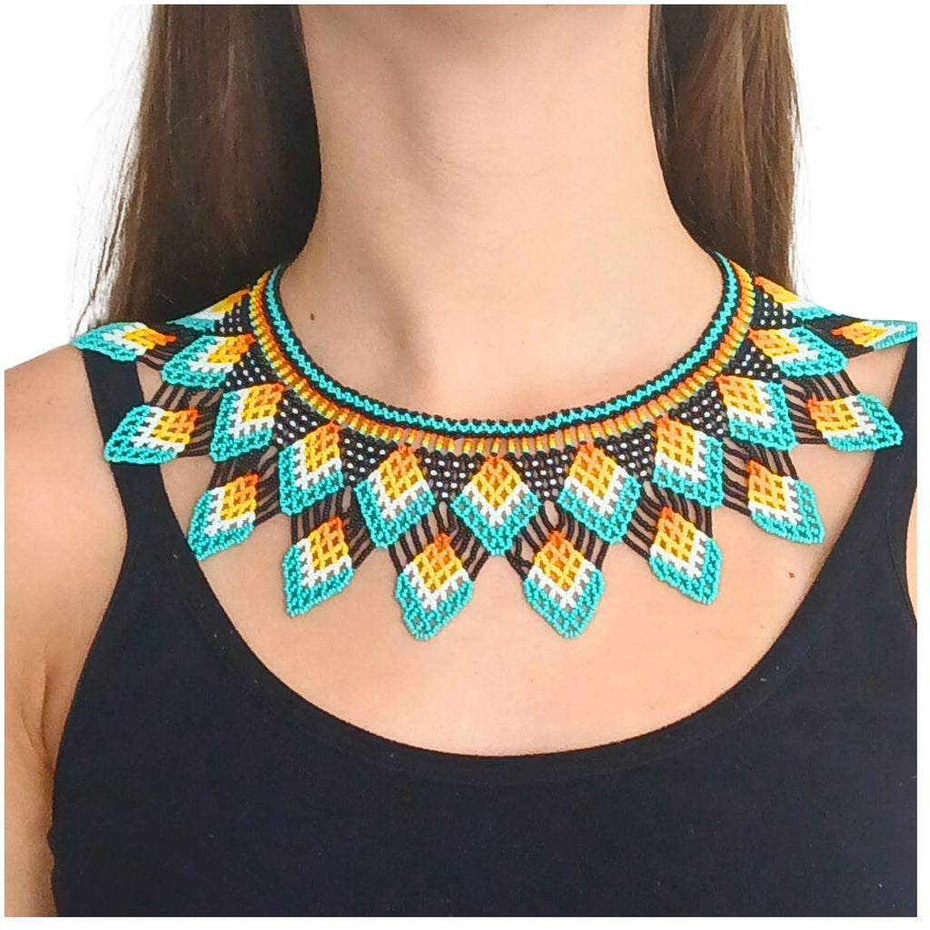 Colar de Miçangas Arte Indigena  Rainha |Waura| 1439